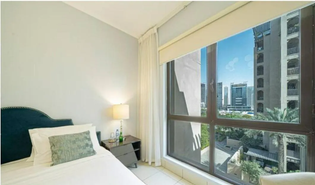 Apartment Vibrant One Bed, 5 Mins Walk To Dubai Mall, Burj